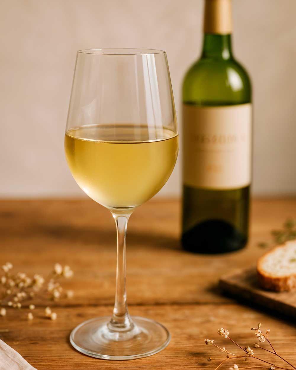Vino blanco - La Llar de l'All i Oli Restaurant Badalona